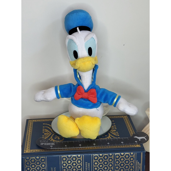 Disney Store Donald Duck 8" plush blue hat red bowtie angry face duck - Picture 1 of 7